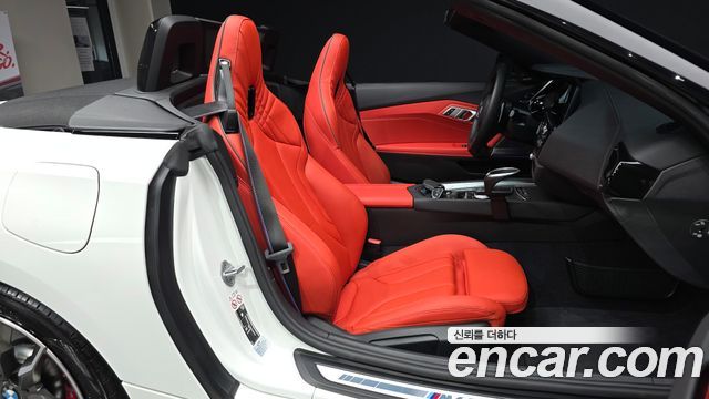 BMW Z4 2024 — photo 17