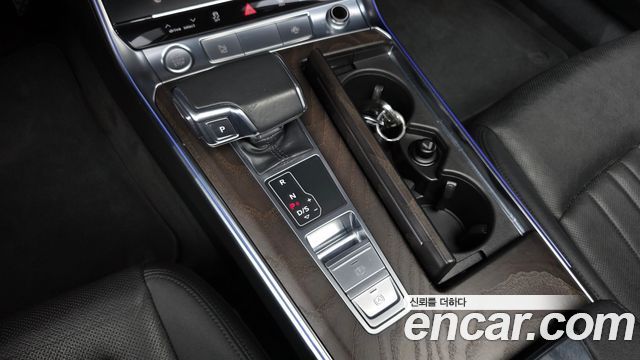 Audi A6 2020 — photo 9