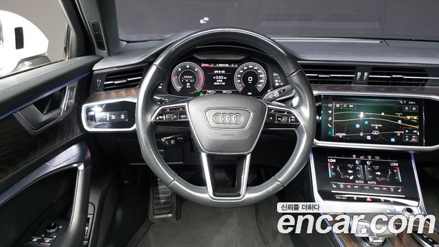 Audi A6 2020 — photo 12