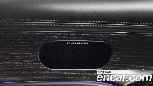 Genesis G90 2025 — photo 30