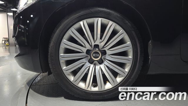 Kia K9 2013 — photo 5