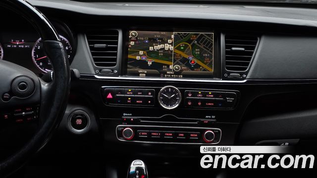 Kia K9 2013 — photo 15