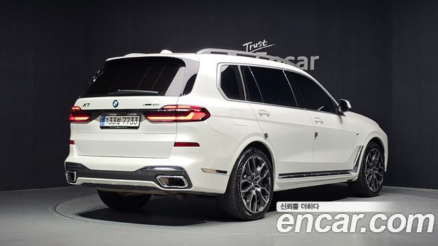 BMW X7 2025 — photo 2