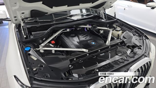 BMW X7 2025 — photo 6