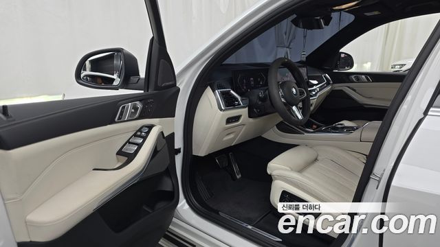 BMW X7 2025 — photo 10