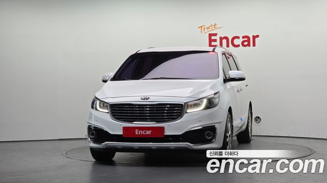 Kia Canival 2017 — photo 3