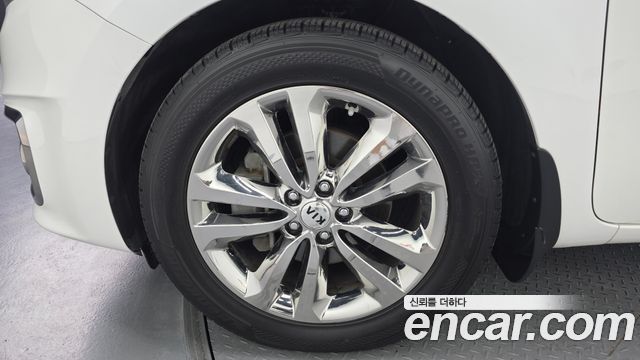 Kia Canival 2017 — photo 5