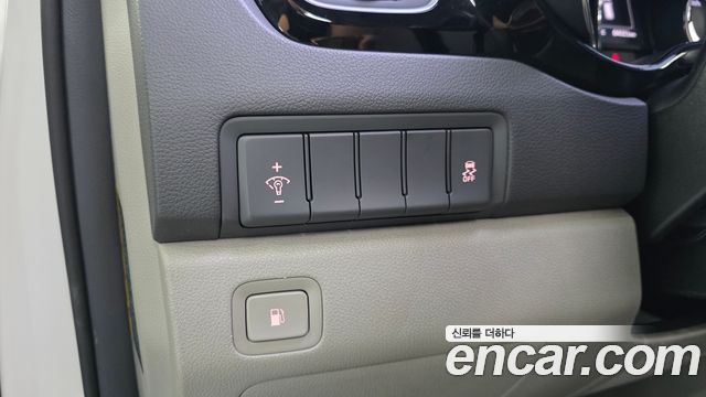 Kia Canival 2017 — photo 13