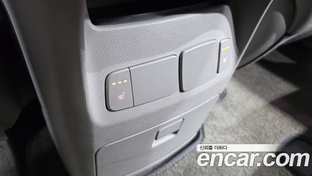 Kia Canival 2017 — photo 18