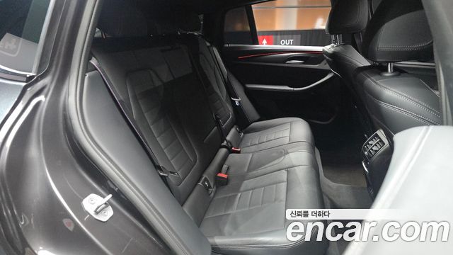 BMW X4 2022 — photo 17