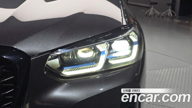 BMW X4 2022 — photo 8