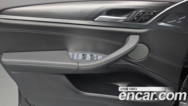 BMW X4 2022 — photo 14