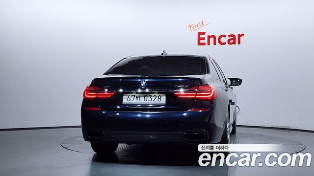BMW 7-Series 2016 — photo 4