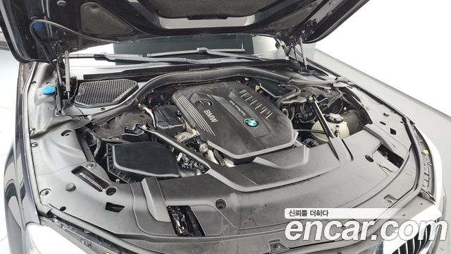 BMW 7-Series 2016 — photo 6