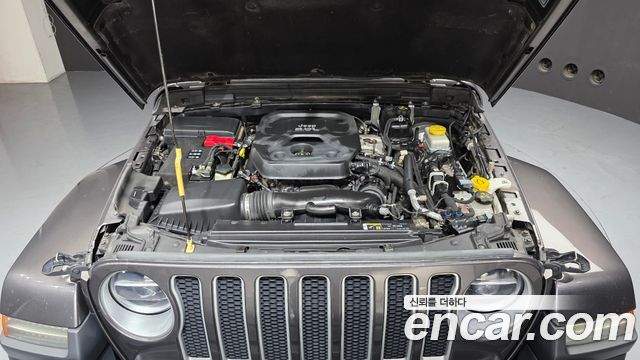 Jeep Wrangler 2019 — photo 6