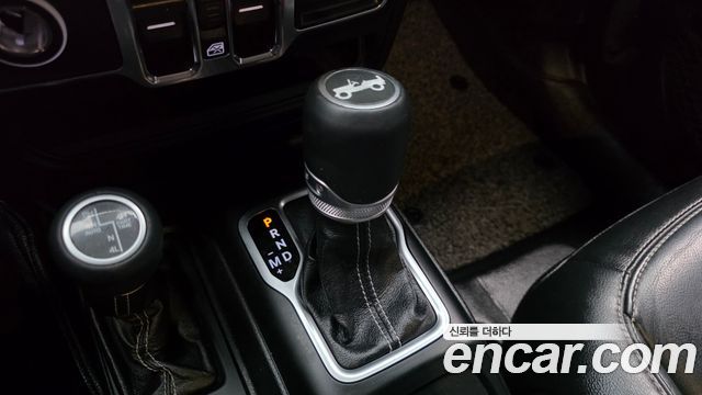 Jeep Wrangler 2019 — photo 9