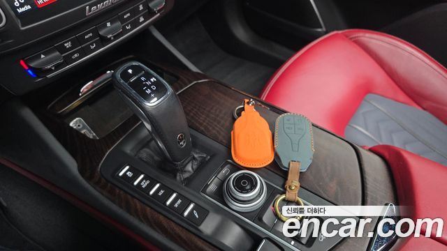 Maserati Levante 2020 — photo 12
