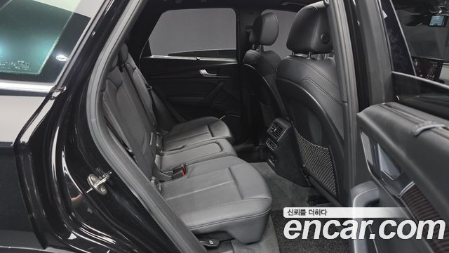 Audi Q5 2021 — photo 18