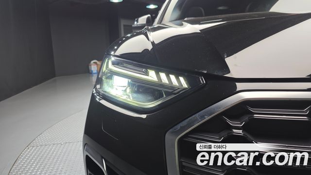 Audi Q5 2021 — photo 8