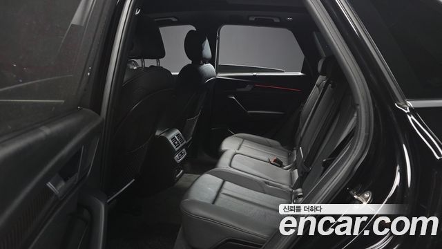 Audi Q5 2021 — photo 16