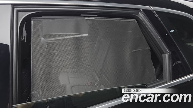 Audi Q5 2021 — photo 28