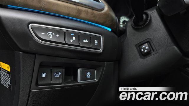 Genesis G90 2019 — photo 20