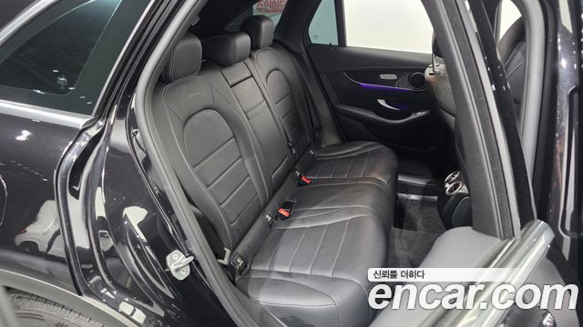 Mercedes-Benz GLC-Class 2020 — photo 17