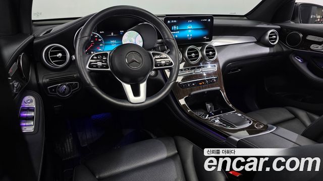 Mercedes-Benz GLC-Class 2020 — photo 25