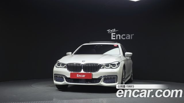 BMW 7-Series 2017 — photo 3
