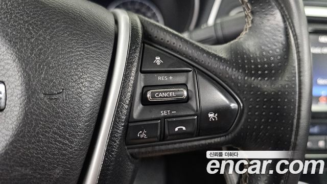 Nissan Maxima 2017 — photo 17