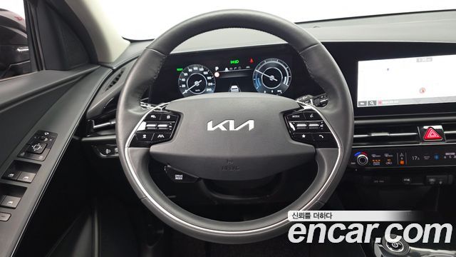 Kia Niro 2023 — photo 19