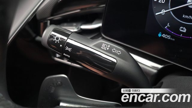 Kia Niro 2023 — photo 29