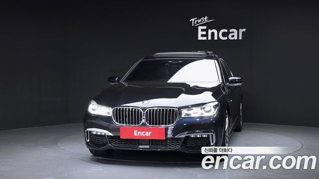 BMW 7-Series 2018 — photo 3