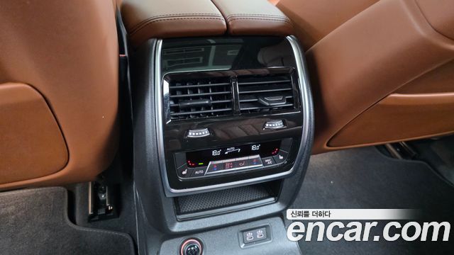 BMW X7 2025 — photo 25