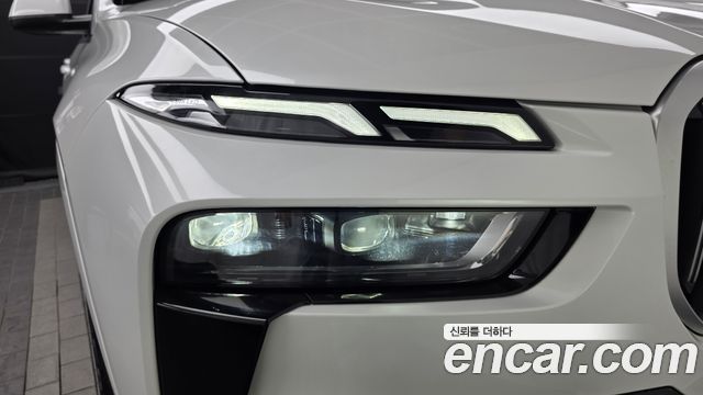 BMW X7 2025 — photo 8
