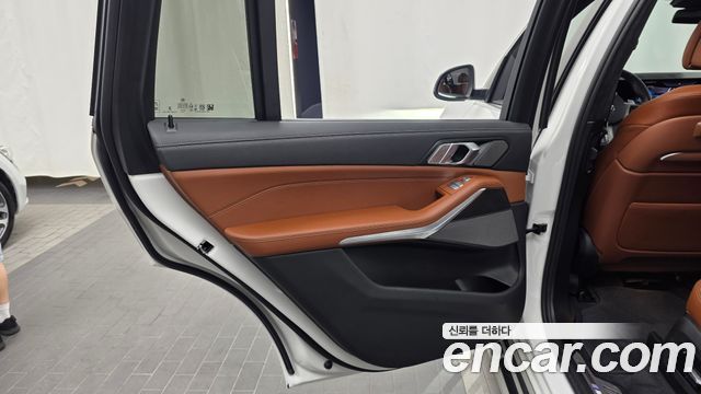BMW X7 2025 — photo 15