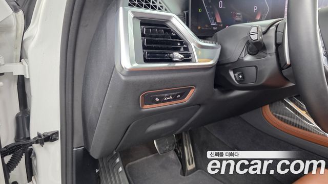 BMW X7 2025 — photo 29