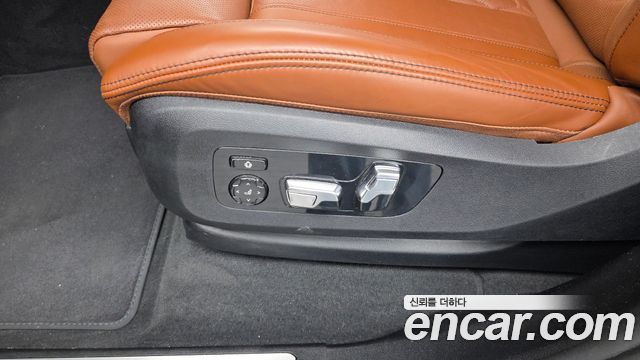 BMW X7 2025 — photo 31