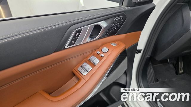 BMW X7 2025 — photo 37