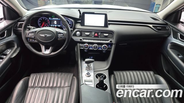 Genesis G70 2019 — photo 10