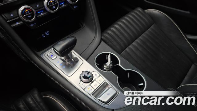Genesis G70 2019 — photo 12