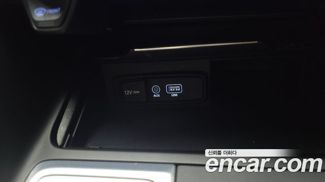Genesis G70 2019 — photo 26