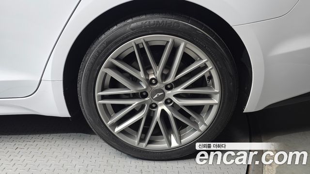 Genesis G70 2019 — photo 7