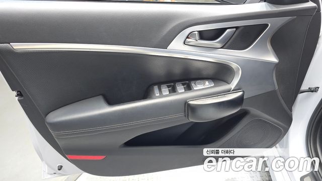 Genesis G70 2019 — photo 14