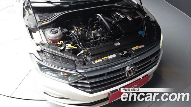 Volkswagen Jetta 2021 — photo 6