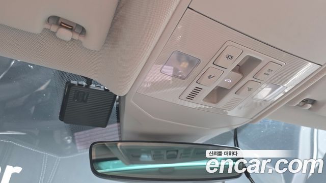 Volkswagen Jetta 2021 — photo 25