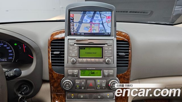 Kia Canival 2012 — photo 20