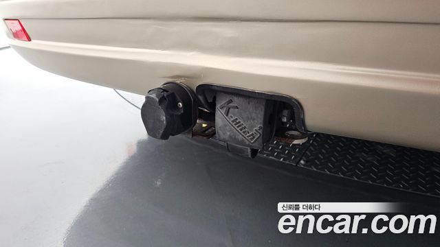 Kia Canival 2012 — photo 33