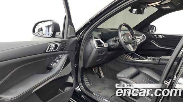 BMW X7 2025 — photo 10