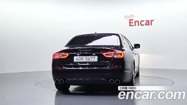 Maserati Quattroporte 2016 — photo 4